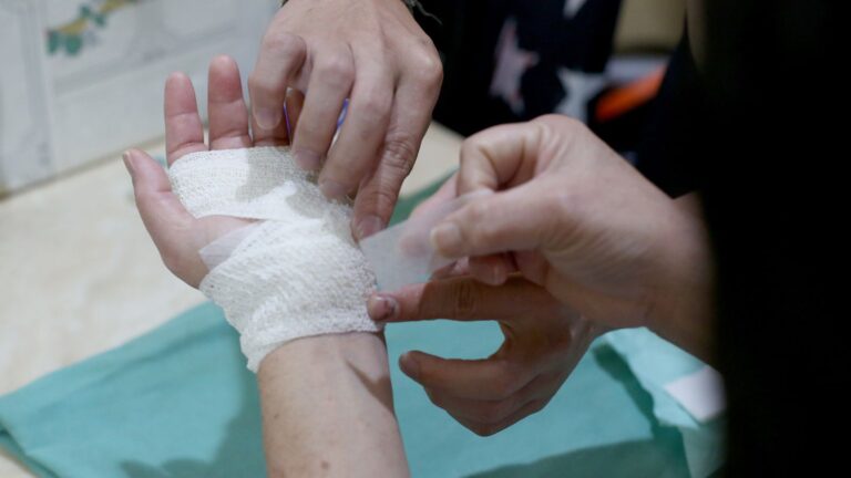 The Power of Antimicrobial Dressings in Wound Healing